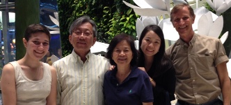 Vicky, Papa, Momma, Nina, Tom