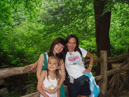 Nina, Liz and Cindy in Central Park